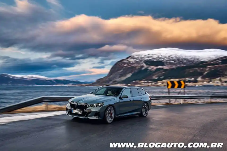 BMW i5 Touring