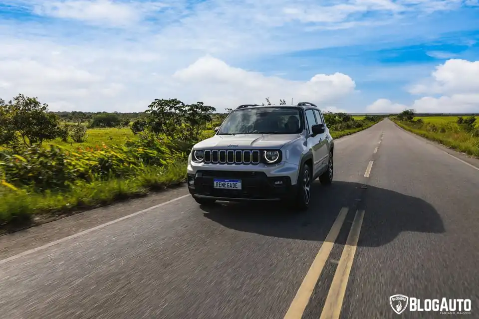 Jeep Renegade Sahara 2025