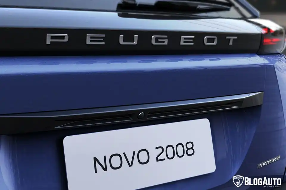 Peugeot 2008 Allure 2025